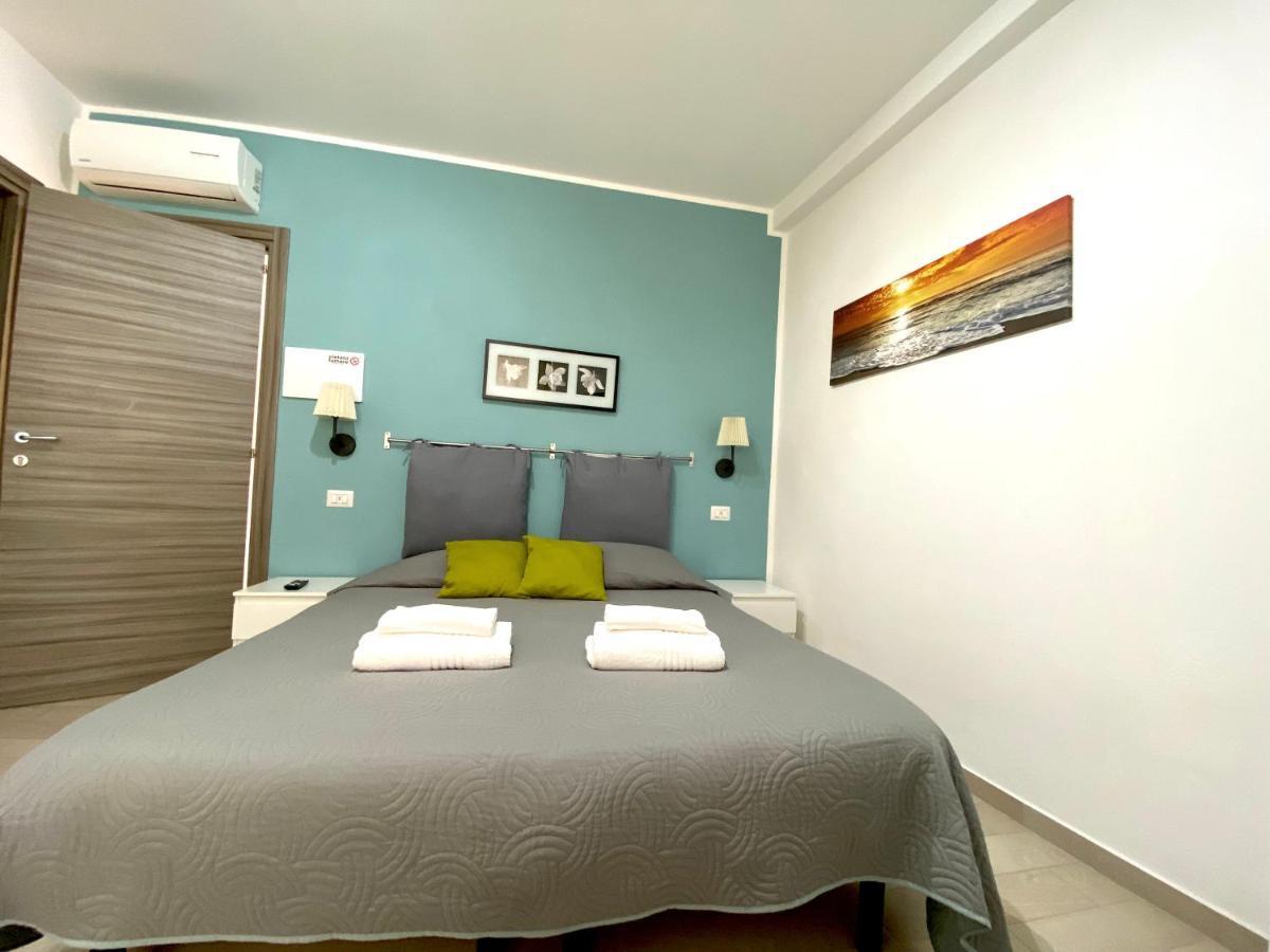 Bed&Breakfast La Rocca Taormina Esterno foto