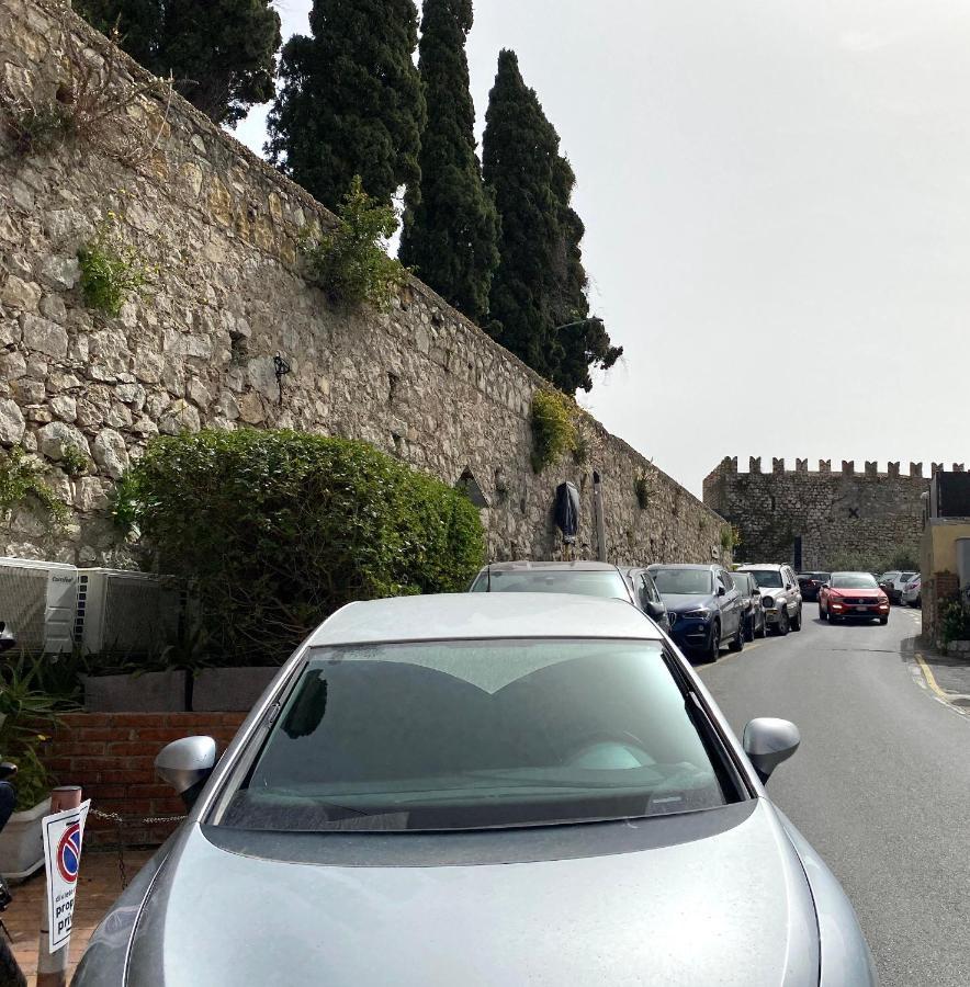 Bed&Breakfast La Rocca Taormina Esterno foto