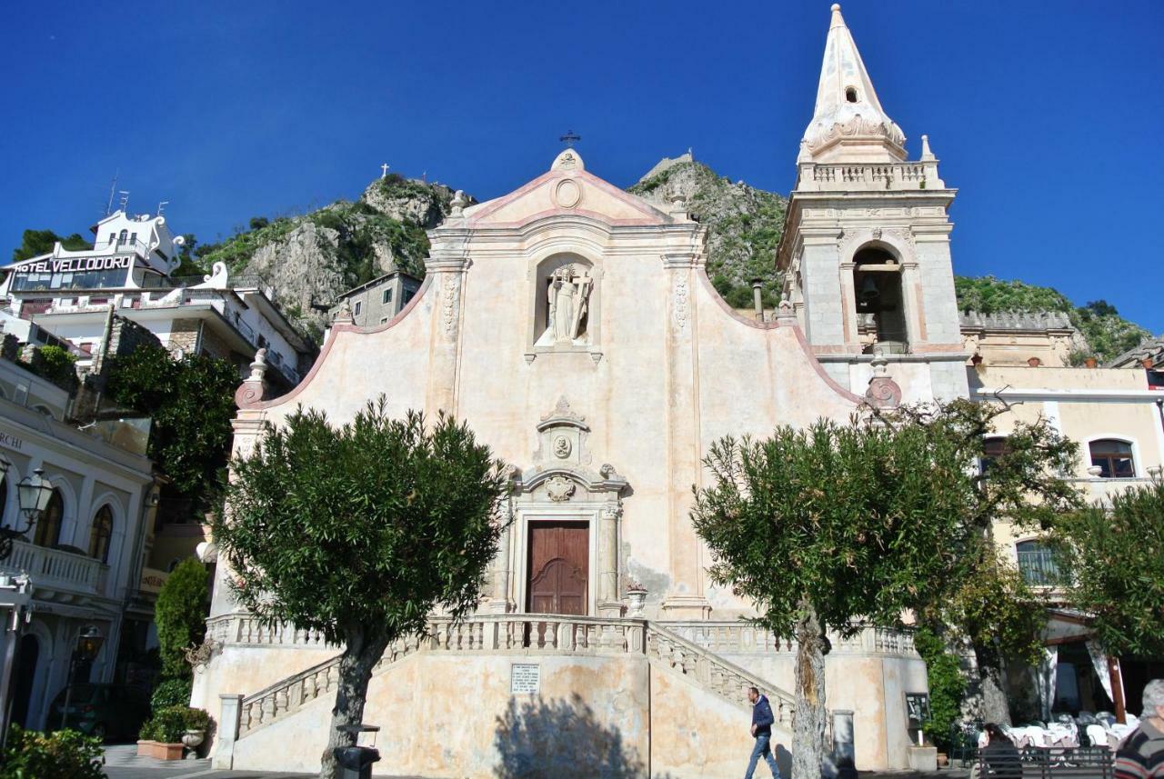 Bed&Breakfast La Rocca Taormina Esterno foto